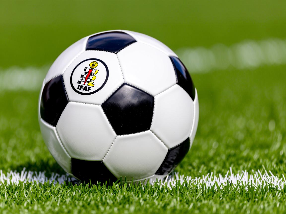 爱游戏-拜仁老将控场全场，经验致胜，拜仁旧将